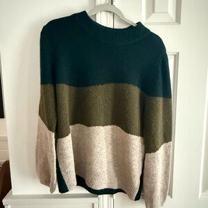 Elegant Colorblock Crew Neck Sweater